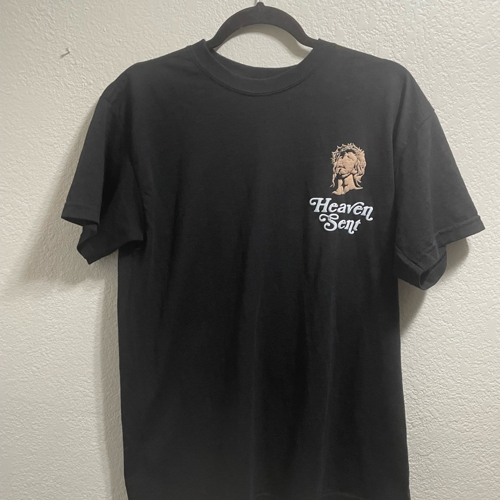 Heaven sent black Jesus Christ “si dios quiere graphic tee size M